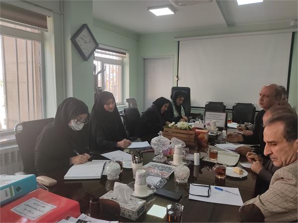 کمیته درون بخشی سلامت سالمندان پرخطر استان کرمانشاه در کار گروه سلامت و امنیت غذایی دانشگاه برگزارشد